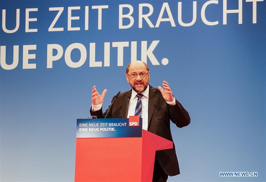 GERMANY-BONN-SPD-COALITION TALKS-SPECIAL CONGRESS