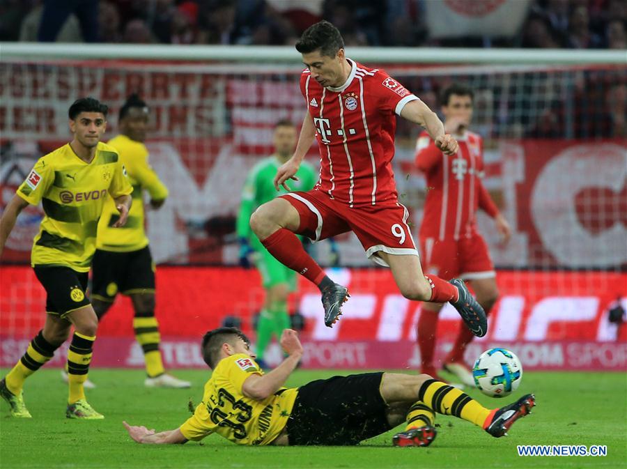 (SP)GERMANY-MUNICH-SOCCER-BUNDESLIGA-FCB VS BVB