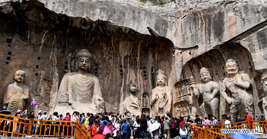 CHINA-HENAN-LONGMEN GROTTOES-TOURISM (CN)