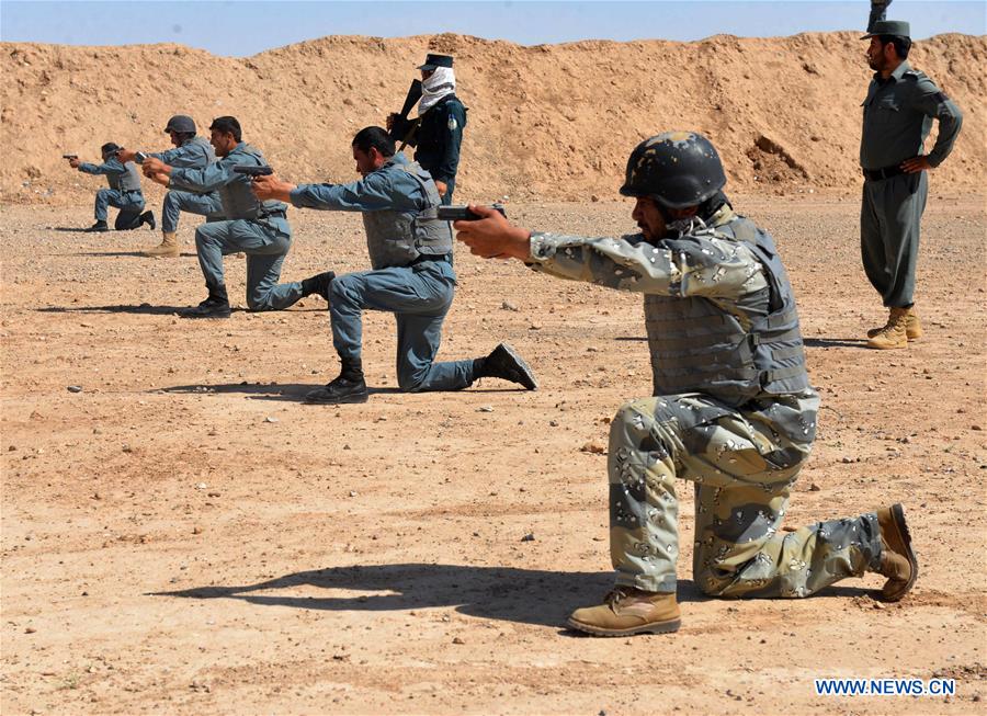 AFGHANISTAN-KANDAHAR-POLICEMEN-MILITARY TRAINING