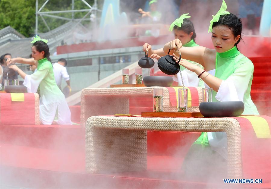 #CHINA-HUNAN-SUMMER-TEA-LEISURE (CN)