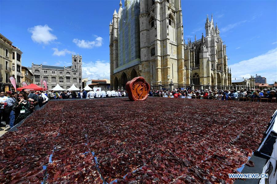 SPAIN-LEON-BIGGEST CECINA-GUINNESS-RECORD