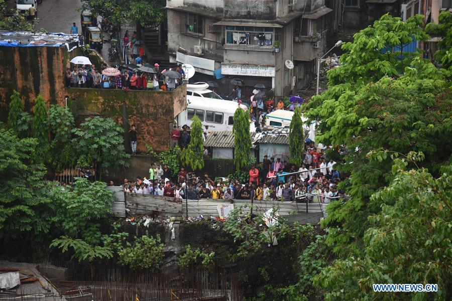 INDIA-MUMBAI-PLANE-CRASH