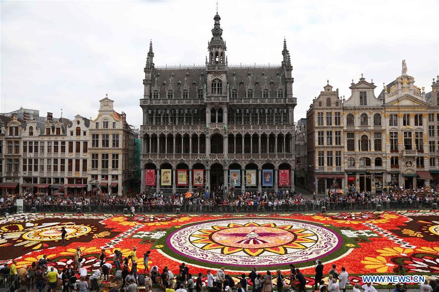 BELGIUM-BRUSSELS-FLOWER CARPET