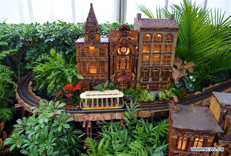 U.S.-NEW YORK-HOLIDAY TRAIN SHOW