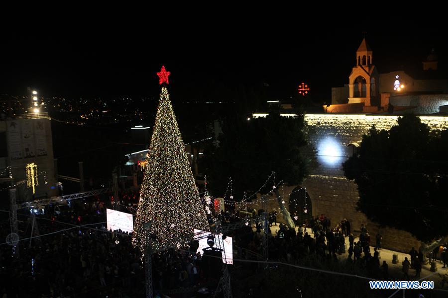 MIDEAST-BETHLEHEM-CHRISTMAS TREE-LIGHTING