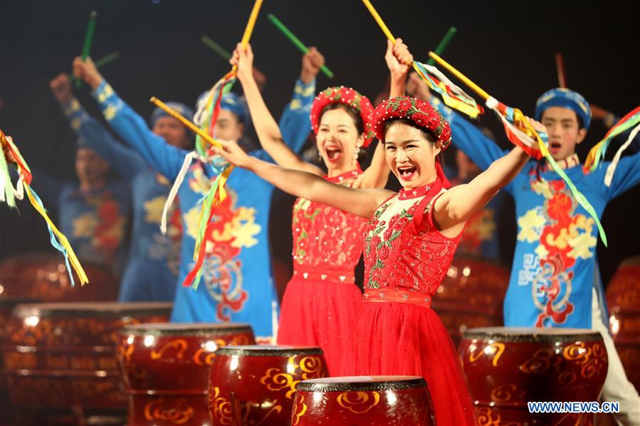 VIETNAM-CHINA-TRADITIONAL STAGE-EXCHANGE WEEK