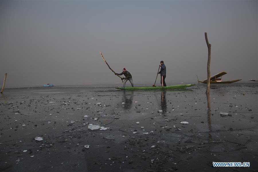 KASHMIR-SRINAGAR-COLD WAVE