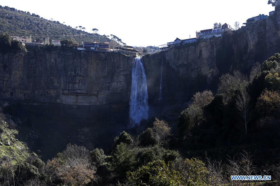 LEBANON-JEZZINE-WATERFALL