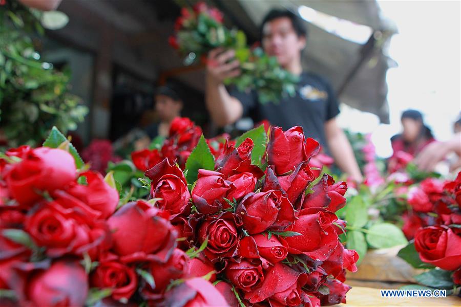 THE PHILIPPINES-MANILA-FLOWER SHOPS