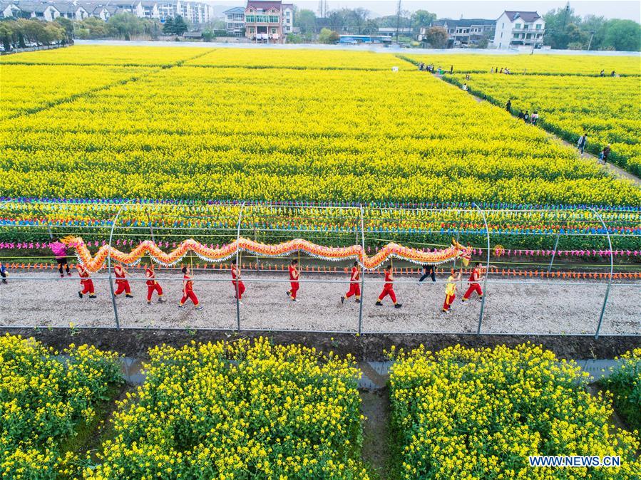 XINHUA PHOTOS OF THE DAY