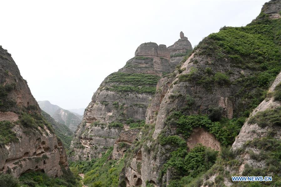 CHINA-GANSU-YONGJING-DANXIA LANDFORM (CN)