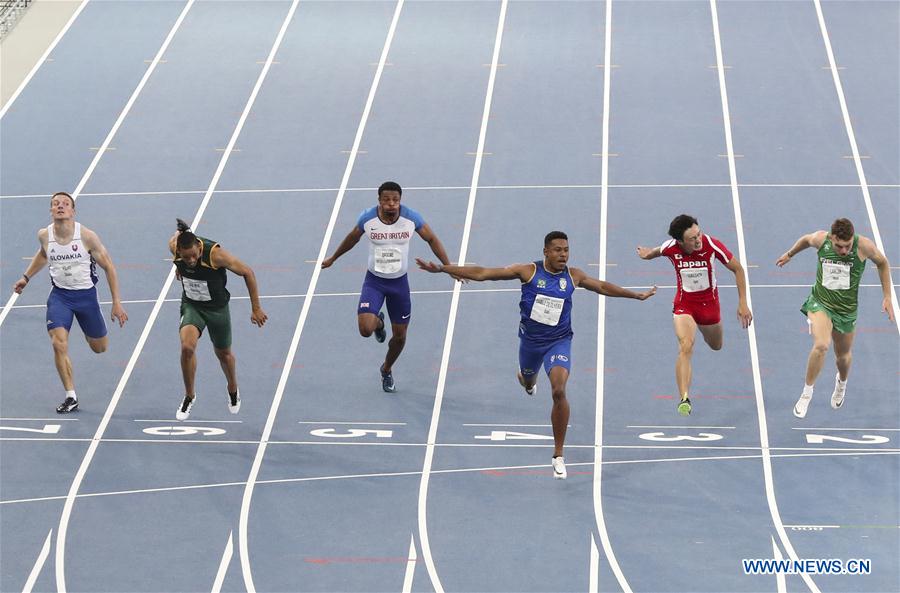 (SP)ITALY-NAPLES-SUMMER UNIVERSIADE-ATHLETICS-MEN'S 200M-FINAL