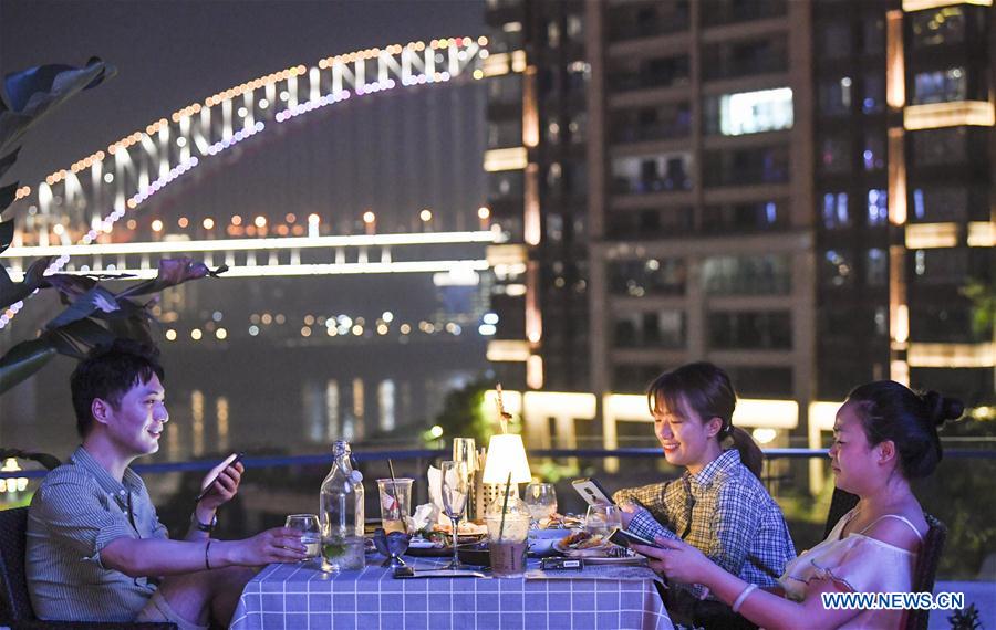 CHINA-CHONGQING-EVENING ECONOMY-NIGHT LIFE (CN)