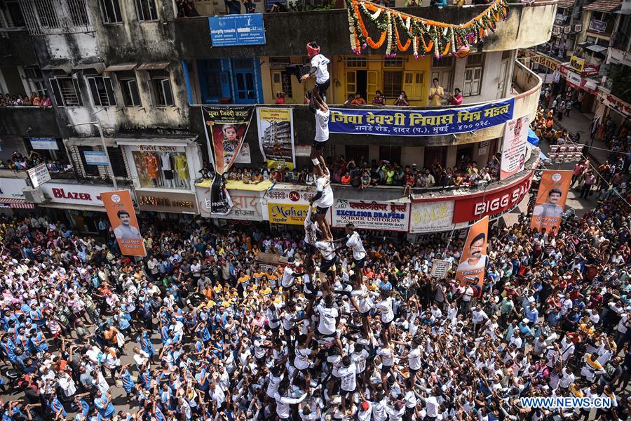 INDIA-MUMBAI-FESTIVAL-JANMASHTAMI