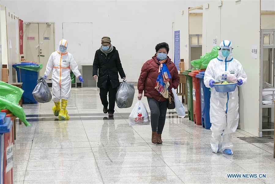 CHINA-HUBEI-WUHAN-MAKESHIFT HOSPITAL-PATIENTS (CN)