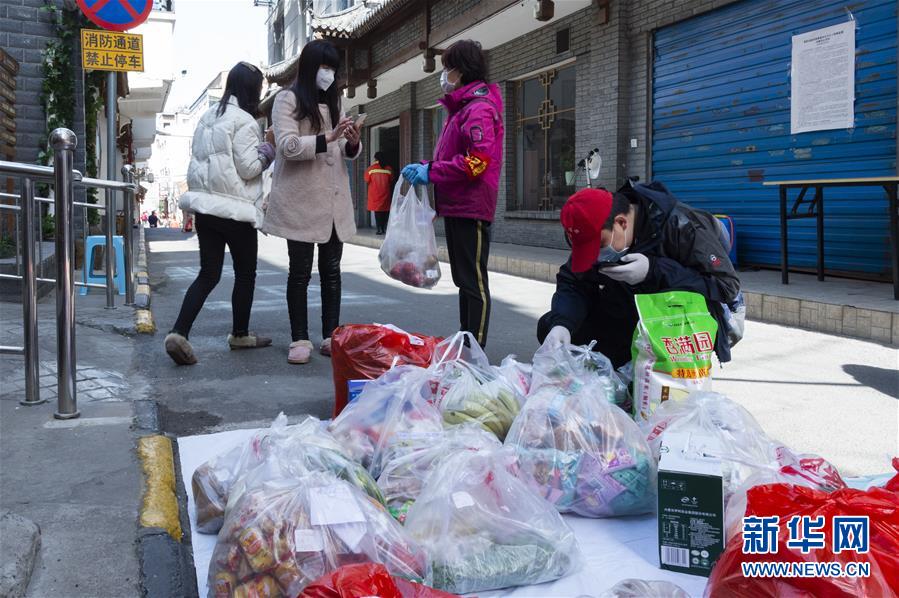 （新华全媒头条·图文互动）（10）钟华论：在民族复兴的历史丰碑上——2020中国抗疫记