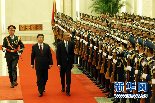 11月12日，国家主席习近平在北京人民大会堂举行欢迎仪式，欢迎美国总统奥巴马对中国进行国事访问。 新华社记者 刘卫兵 摄